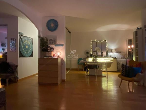 Appartement 5 pièce(s) €659 000 ** - Référence 4619