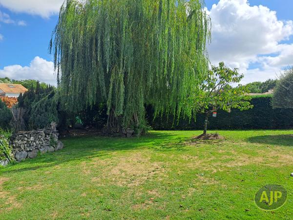 Maison à vendre Challans - 5 pièces, 134m² avec 3 chambre(s) à 330 000€ - AJP Immobilier Challans