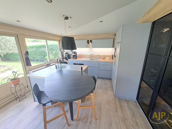 Maison à vendre Challans - 5 pièces, 134m² avec 3 chambre(s) à 330 000€ - AJP Immobilier Challans