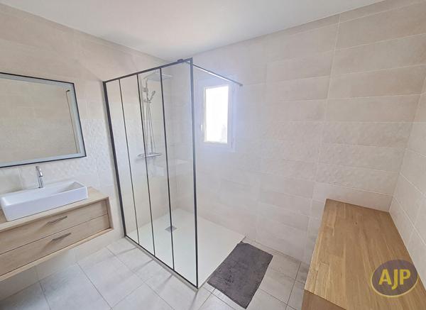 Maison à vendre Challans - 5 pièces, 134m² avec 3 chambre(s) à 330 000€ - AJP Immobilier Challans