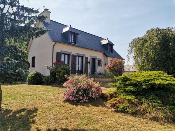 IFFENDIC - Maison de 110 m² hab. sous sous-sol complet, terrain de 1071 m²