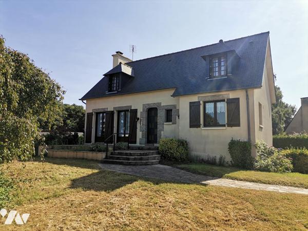 IFFENDIC - Maison de 110 m² hab. sous sous-sol complet, terrain de 1071 m²