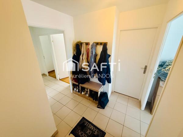 Appartement T4 dans résidence calme