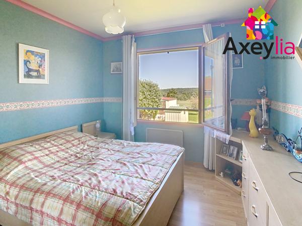 Mably (42300) A VENDRE- SECTEUR MABLY- MAISON SUR TERRAIN DE 2393 M2