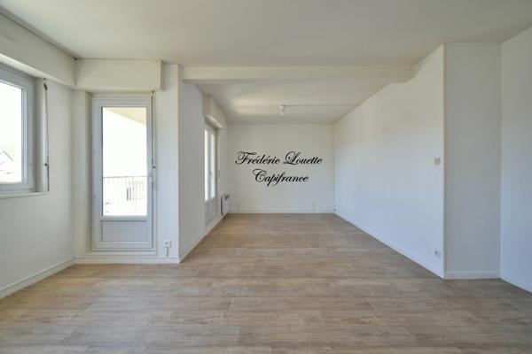 AY-CHAMPAGNE – Appartement T3 avec balcon, ascenseur et grenier, dans une résidence calme et sécurisée