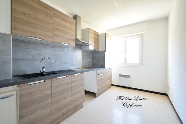 AY-CHAMPAGNE – Appartement T3 avec balcon, ascenseur et grenier, dans une résidence calme et sécurisée