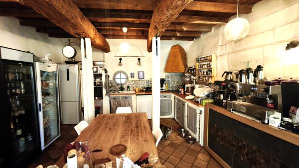 Avignon (84000) Mas rénové à Avignon 300m2