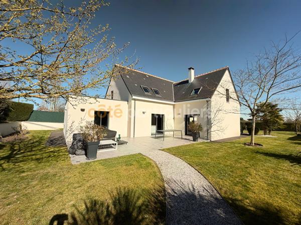 Vente Maison227 m² - 8 Pièces - LA CROIX EN TOURAINE (37150)