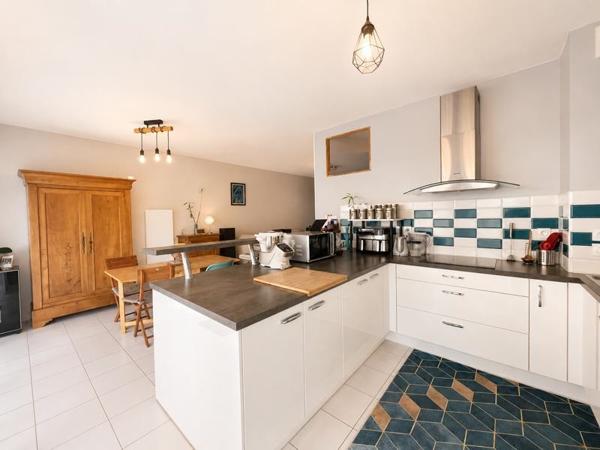 Appartement à vendre 353 700 € Mérignac 4 p 86 m² DPE C
