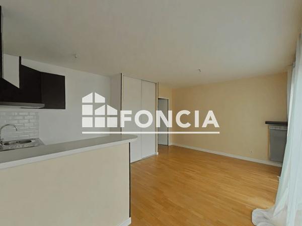 Location Studio 38.7 m² - 14 AV PAUL VAILLANT COUTURIER Romainville 93230