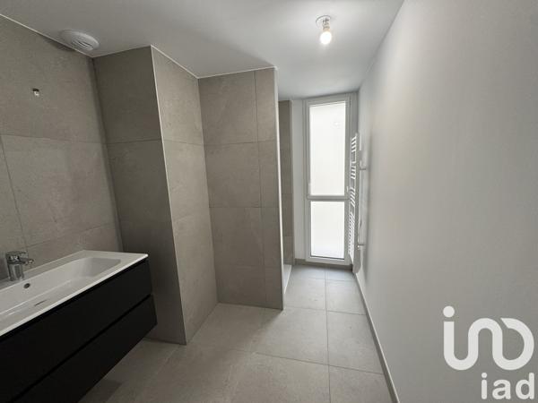 Appartement à vendre 3 pièces 77 m² Castries