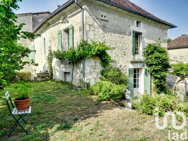 Maison à vendre 6 pièces 109 m² Sainte-Croix-de-Mareuil