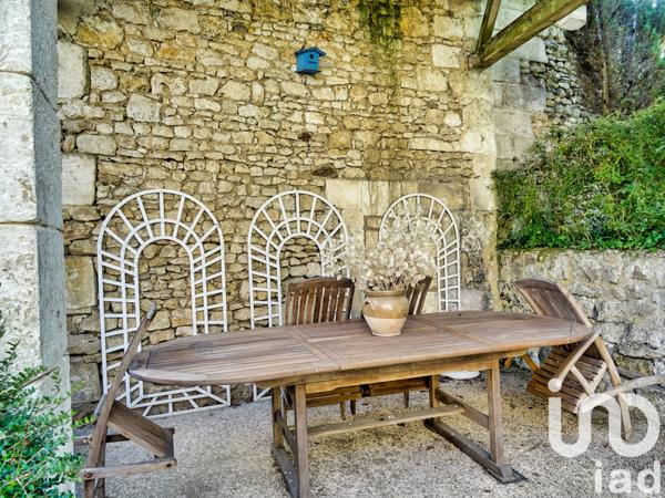 Maison à vendre 6 pièces 109 m² Sainte-Croix-de-Mareuil