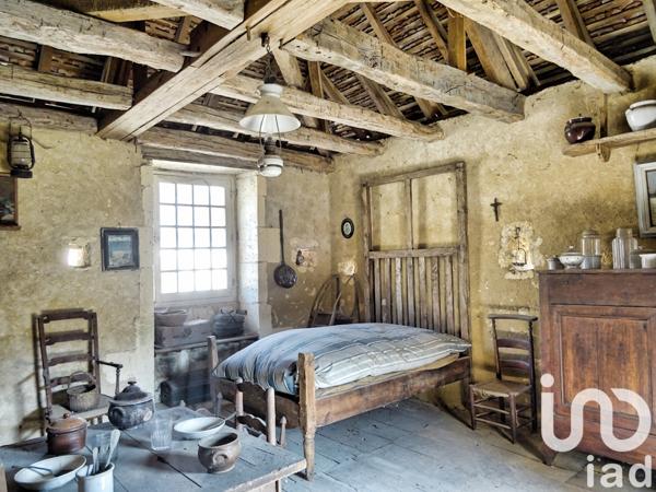 Maison à vendre 6 pièces 109 m² Sainte-Croix-de-Mareuil