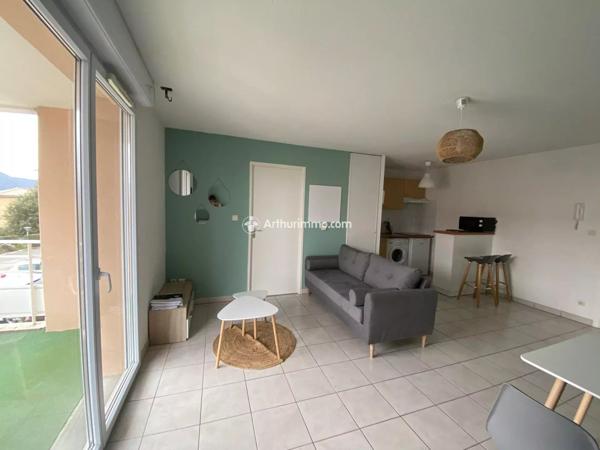 Location                                                      Appartement
                        
                     2 pièces                      37 m2                     à Millau