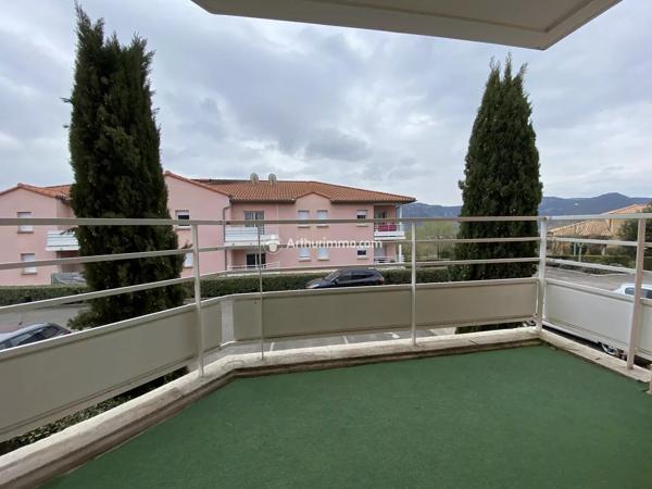 Location                                                      Appartement
                        
                     2 pièces                      37 m2                     à Millau
