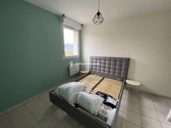 Location                                                      Appartement
                        
                     2 pièces                      37 m2                     à Millau