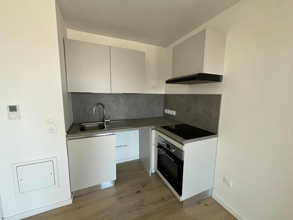 A LOUER : T2 à LILLE • Rue Saint-Eloi - Wazemmes • 790 € CC • Réf. 67042929538