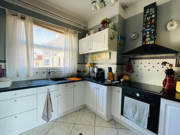 Appartement Toulon 3 pièces 80 m2