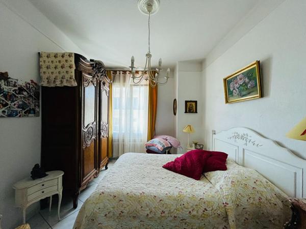 Appartement Toulon 3 pièces 80 m2