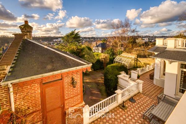 Propriété bourgeoise du 19ème siècle avec son parc arboré