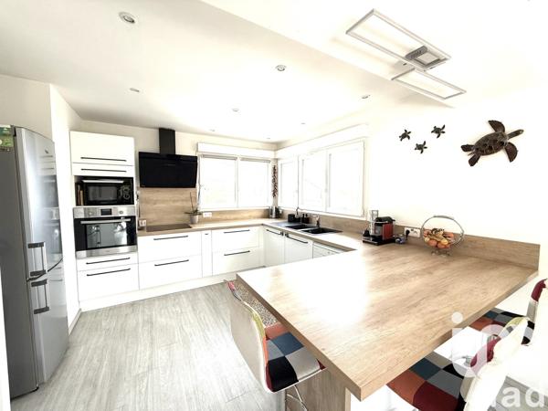 Maison à vendre 5 pièces 111 m² Viry-Châtillon