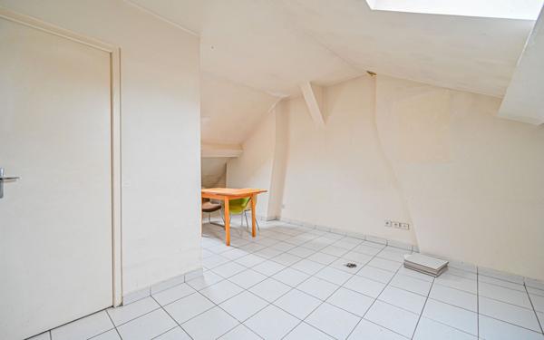 Appartement à vendre    2 pièces •  Paris 12