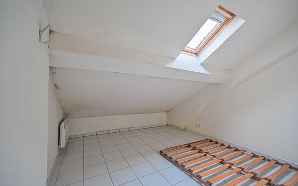 Appartement à vendre    2 pièces •  Paris 12