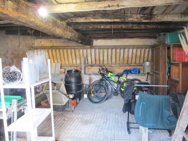 CHARENTAISE, 123M², JARDIN 840M², DEPENDANCES