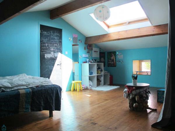 CHARENTAISE, 123M², JARDIN 840M², DEPENDANCES