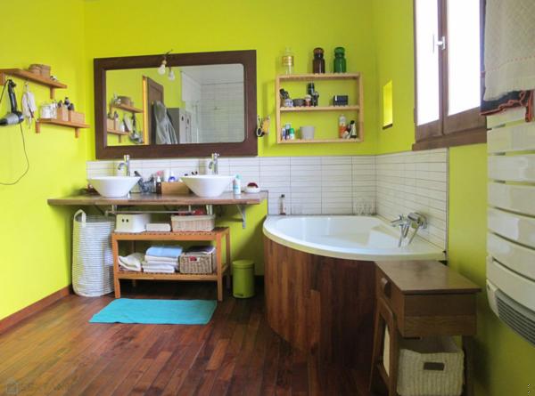 CHARENTAISE, 123M², JARDIN 840M², DEPENDANCES