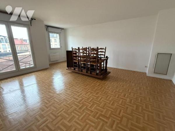 Appartement à Vendre à Compiègne (60200) en Oise (60)

Cet appartement de 75.4 m² est situé a...