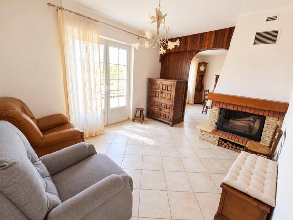 À Guewenheim, découvrez cette maison de plain-pied soigneusement entretenue, offrant confort, fonctionnalité et un agréable cadre de vie au calme.