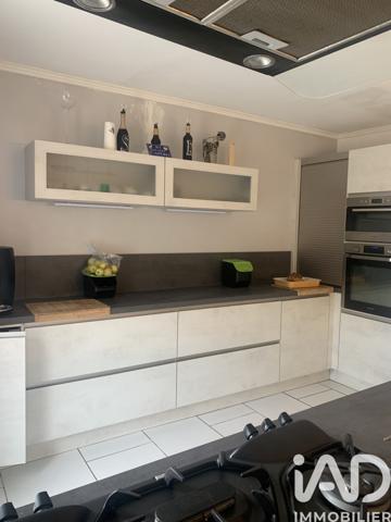 Maison à vendre 5 pièces 127 m² Saint-Maximin-la-Sainte-Baume