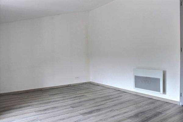 Appartement - grande pièce de vie - 4 chambres - REGRET / VERDUN