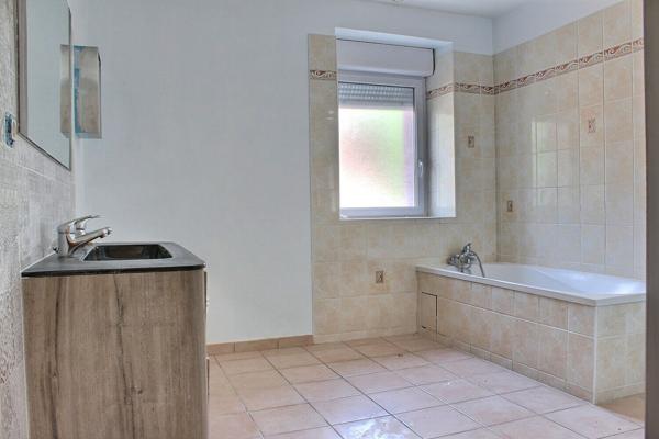 Appartement - grande pièce de vie - 4 chambres - REGRET / VERDUN