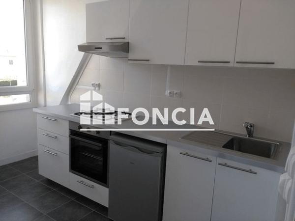 Location Appartement 2 pièces 59.4 m² - 55 BLD MONTAIGNE Brest 29200