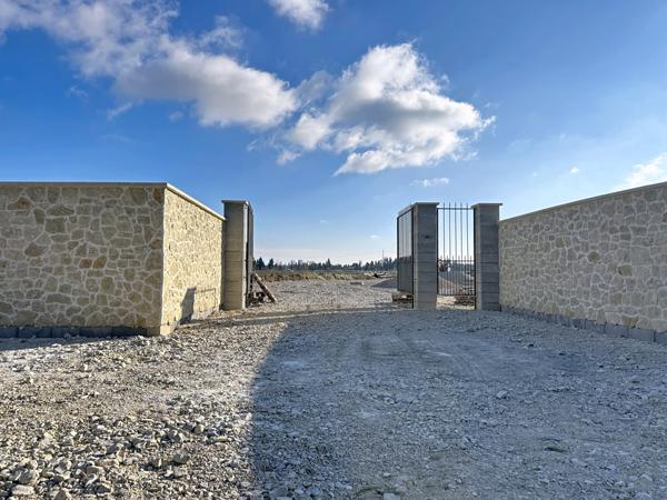 Orange (84100) Terrain constructible ORANGE