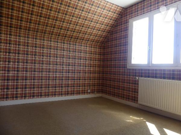 A VENDRE MAISON INDEPENDANTE + T1 35600 REDON