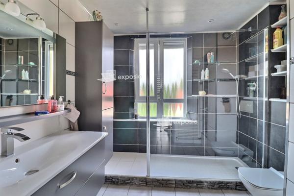 MAISON DANS COPROPRIETE de 186.6 Habitable et 234,65 au sol