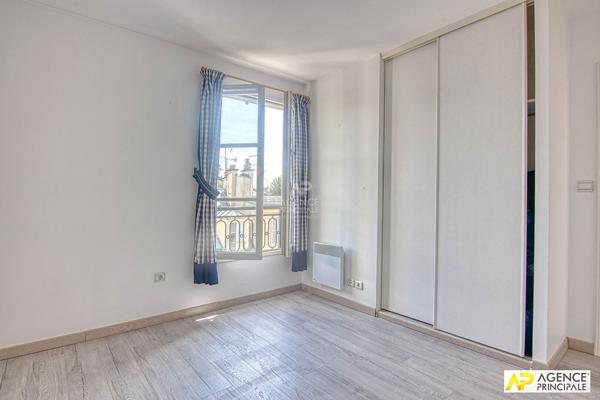 Versailles Notre-Dame Pars Appartement duplex 6 pièce(s) 150 m² carrez situé au 3ème et dernier étage avec ascenseur, balcon, cave et parkings 1 596 500 € **  - Référence  28384