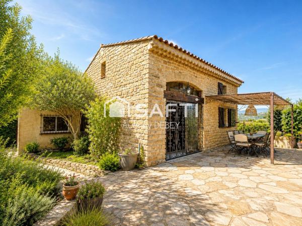 LA CADIÈRE-D’AZUR  UNE PROPRIÉTÉ QUI NE CHERCHE PAS À IMITER LA PROVENCE ELLE EN POSSÈDE DÉJÀ L’ÂME.