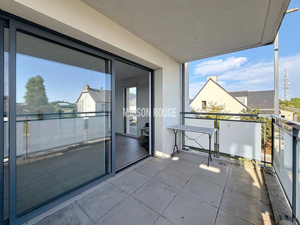 Appartement T2 avec terrasse, ascenseur et parking sécurisé à Saint-Malo