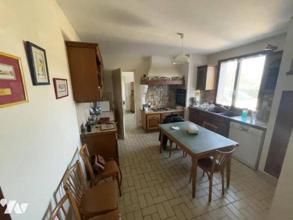 SAINT LEGER LES VIGNES - MAISON DE 126m² sur terrain de 5879M² avec HANGAR d'environ 300m²