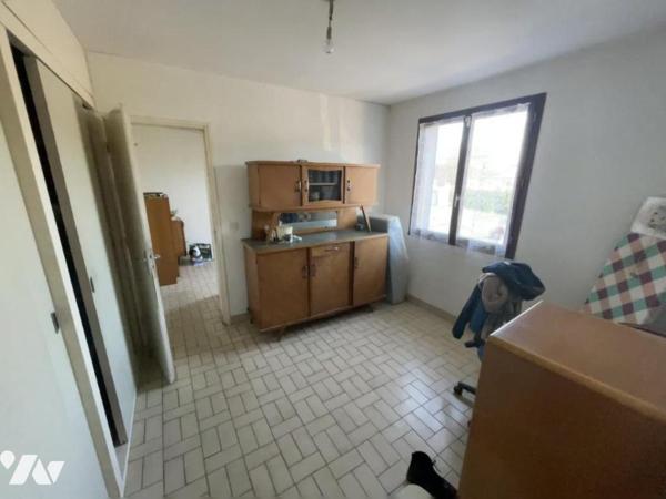 SAINT LEGER LES VIGNES - MAISON DE 126m² sur terrain de 5879M² avec HANGAR d'environ 300m²