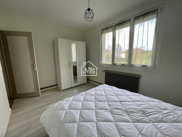 A LOUER Appartement T3 60 m2 meublé GARE LAVAL