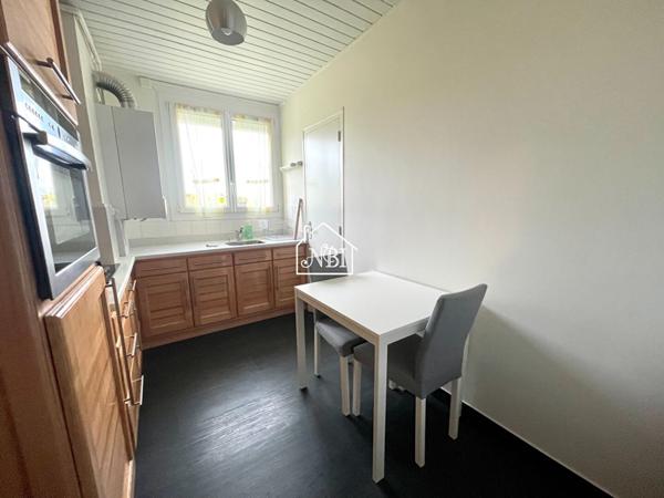 A LOUER Appartement T3 60 m2 meublé GARE LAVAL