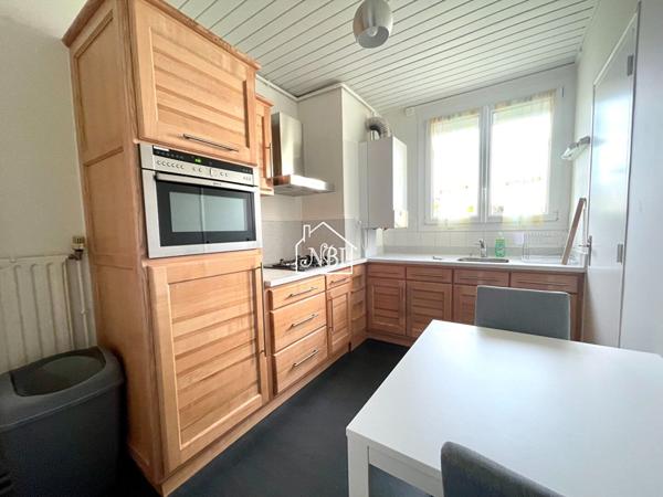 A LOUER Appartement T3 60 m2 meublé GARE LAVAL