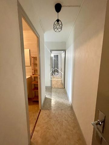 A LOUER Appartement T3 60 m2 meublé GARE LAVAL