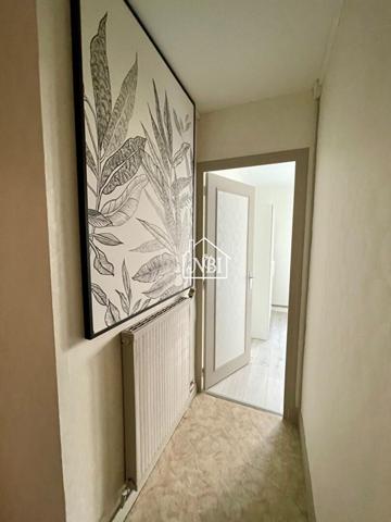 A LOUER Appartement T3 60 m2 meublé GARE LAVAL